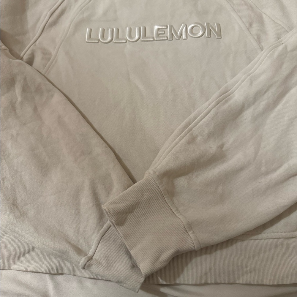 Lululemon Athletica Light cream Sweatshirt